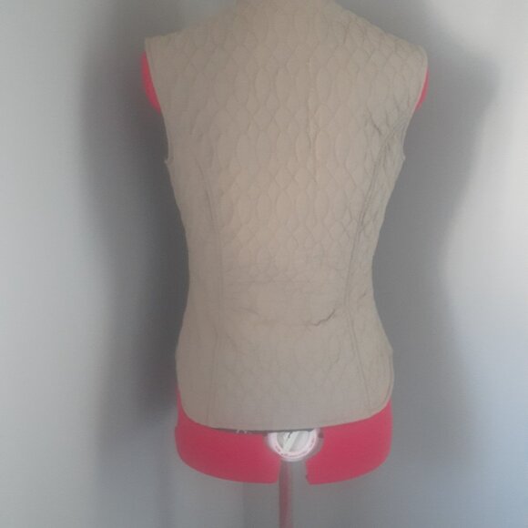 Riding Vest - Picture 4 of 6